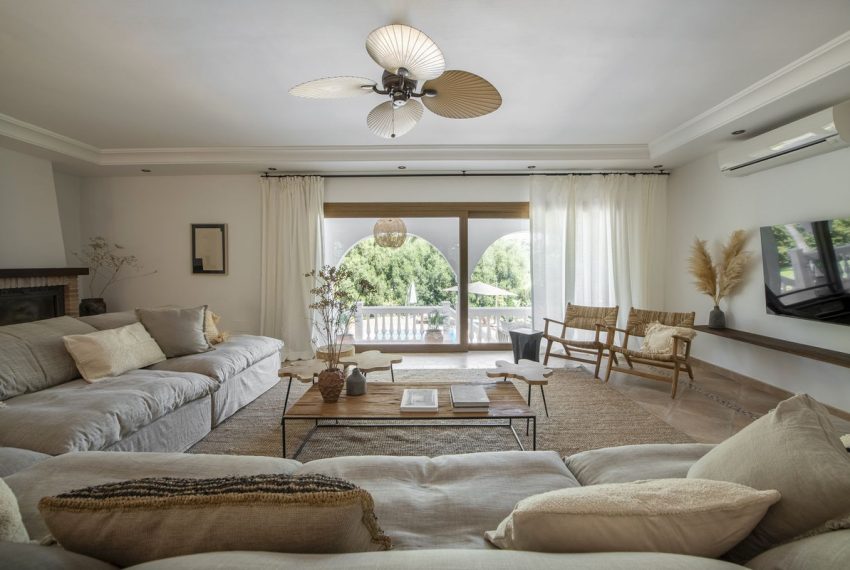 R5061847-Villa-For-Sale-Estepona-Detached-5-Beds-394-Built-6