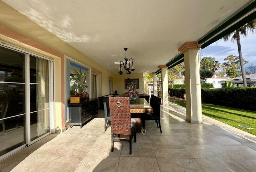 R5061856-Villa-For-Sale-Guadalmina-Alta-Detached-7-Beds-541-Built-3
