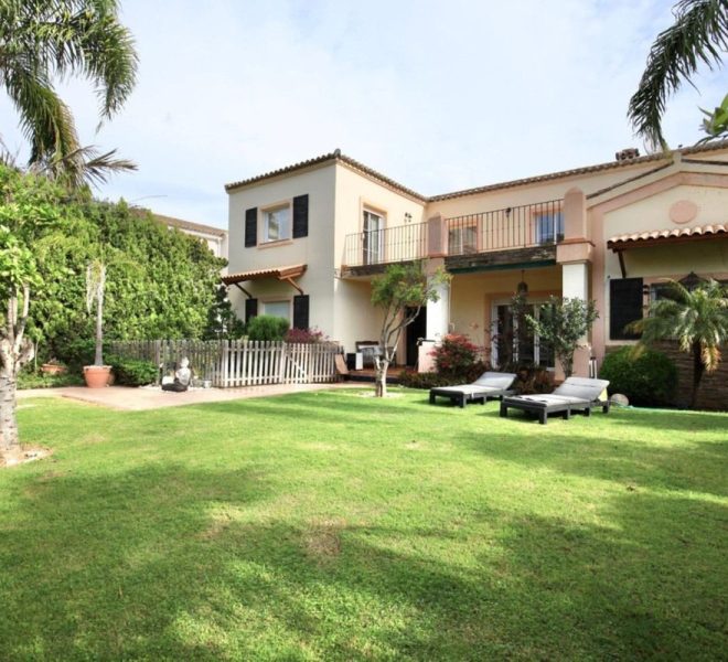 R5061856-Image 1-Detached - 7 Beds - 541 Built
