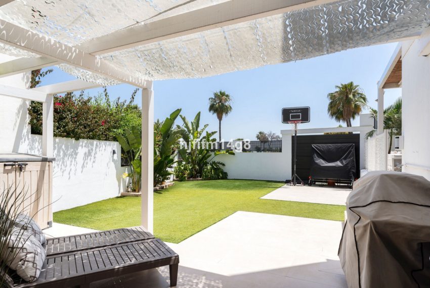 R5061940-Townhouse-For-Sale-Nueva-Andalucia-Terraced-3-Beds-115-Built-19