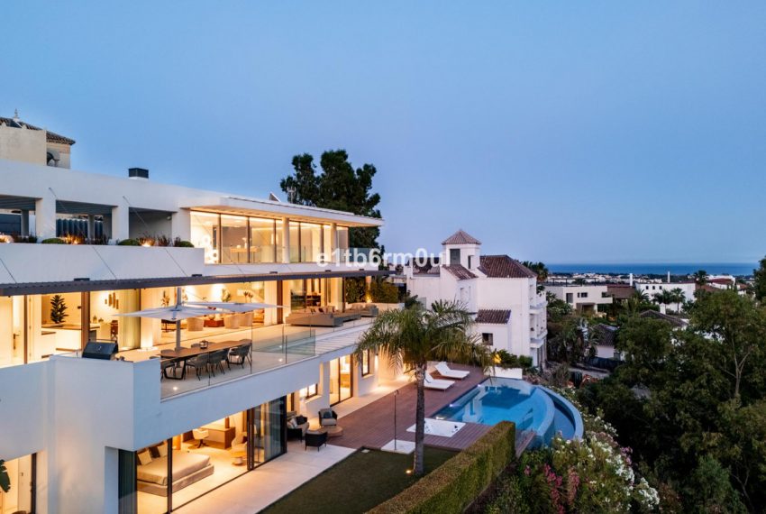 R5061943-Villa-For-Sale-La-Quinta-Detached-5-Beds-642-Built-17