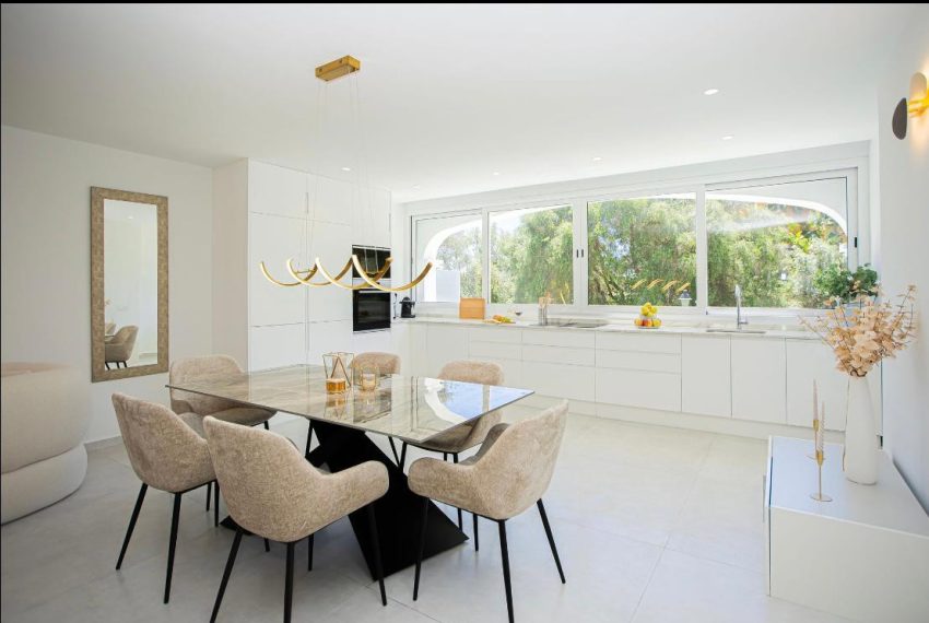 R5062117-Townhouse-For-Sale-Aloha-Terraced-4-Beds-223-Built-13