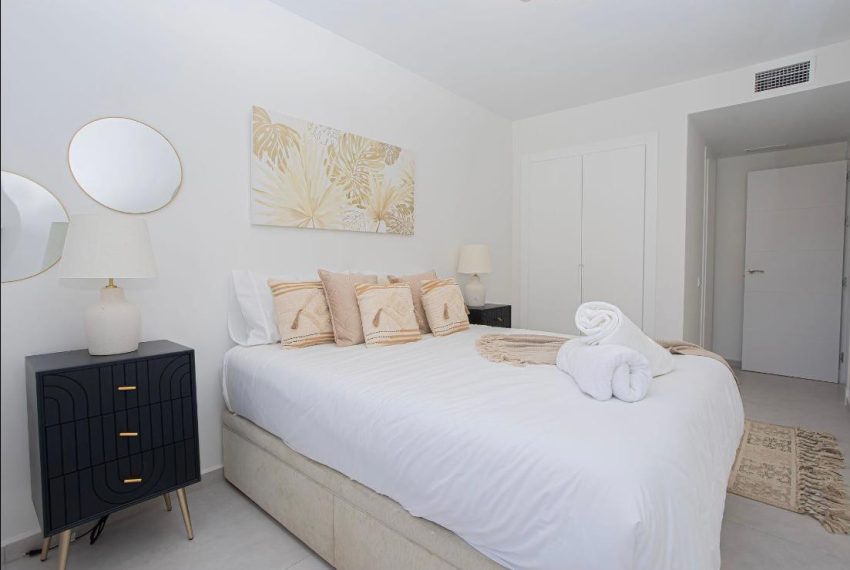 R5062117-Townhouse-For-Sale-Aloha-Terraced-4-Beds-223-Built-17