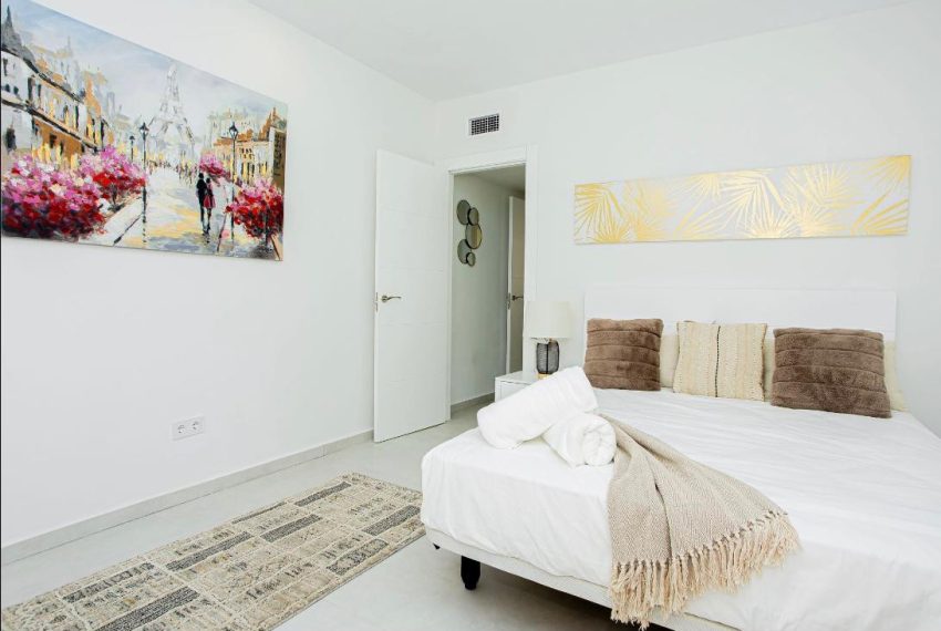 R5062117-Townhouse-For-Sale-Aloha-Terraced-4-Beds-223-Built-18