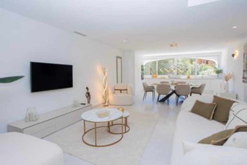 R5062117-Townhouse-For-Sale-Aloha-Terraced-4-Beds-223-Built-8