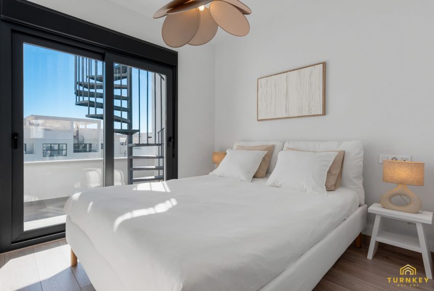 R5062456-Apartment-For-Sale-Estepona-Penthouse-2-Beds-89-Built-7