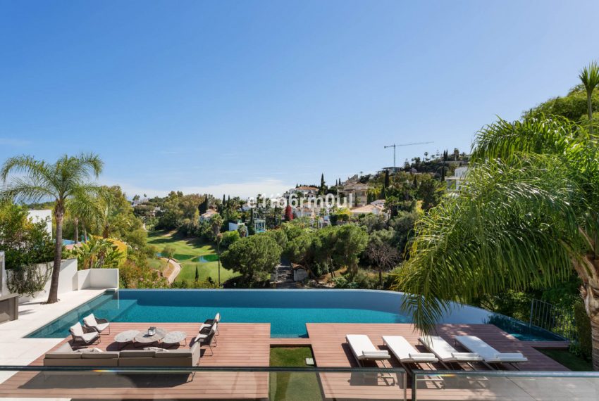 R5062792-Villa-For-Sale-La-Quinta-Detached-6-Beds-867-Built-1