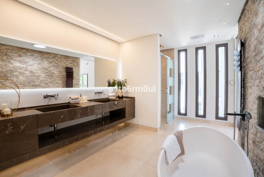 R5062792-Villa-For-Sale-La-Quinta-Detached-6-Beds-867-Built-11