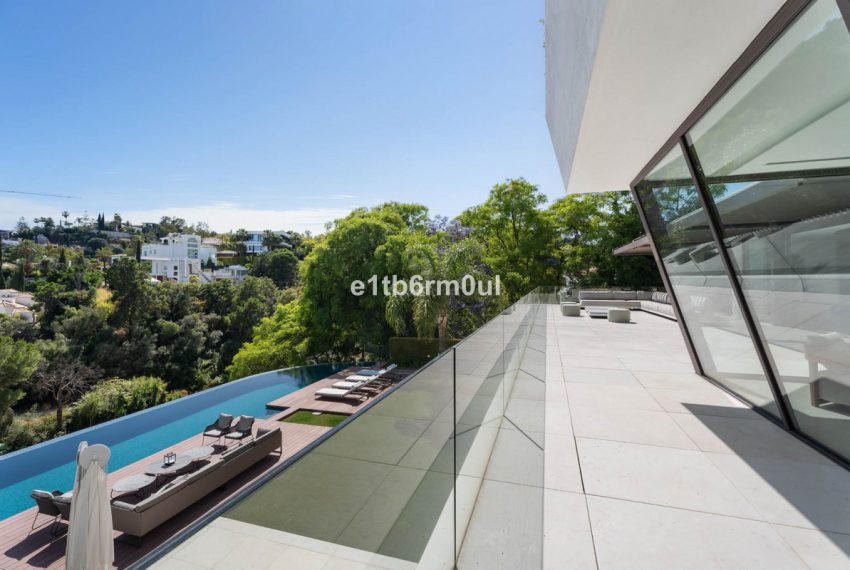 R5062792-Villa-For-Sale-La-Quinta-Detached-6-Beds-867-Built-4