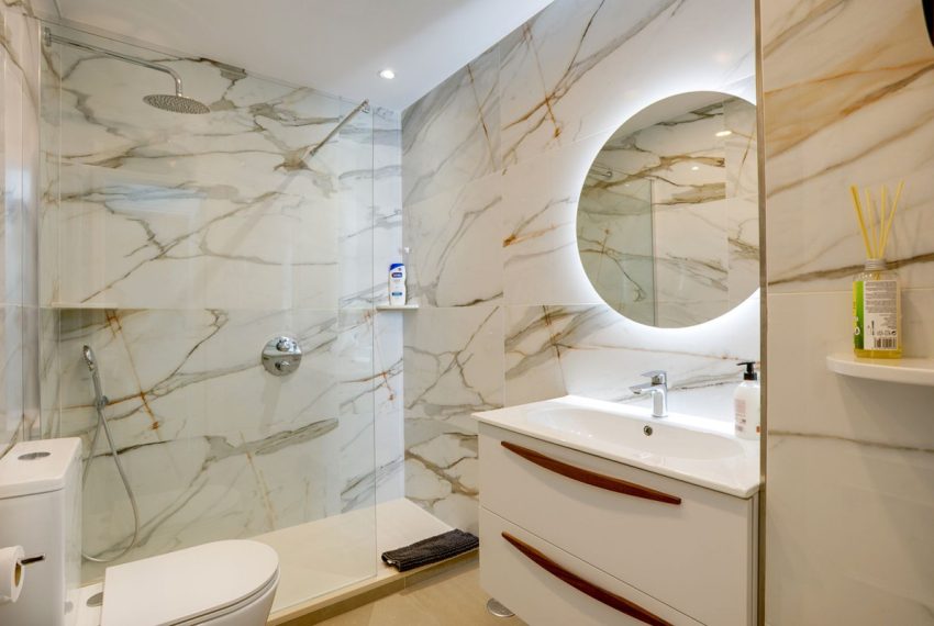 R5063350-Apartment-For-Sale-Estepona-Penthouse-2-Beds-117-Built-10