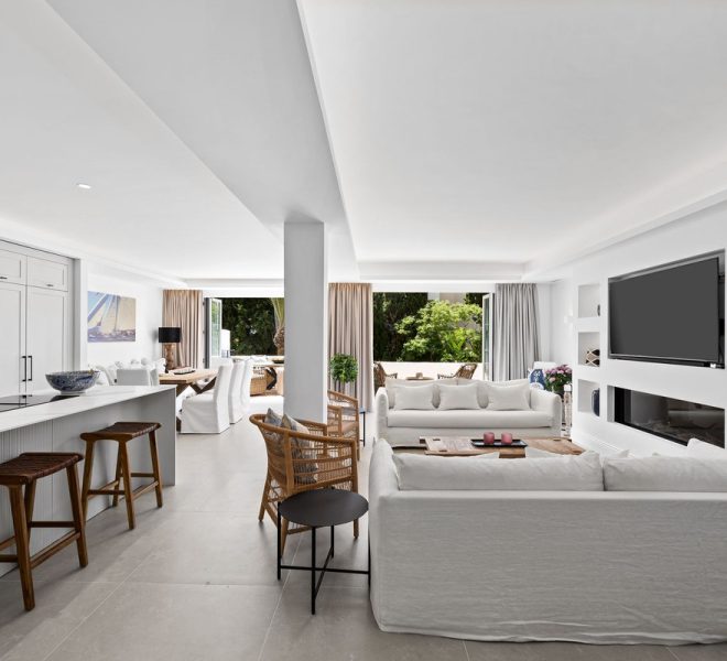 R5063359-Image 1-Middle Floor - 3 Beds - 188 Built