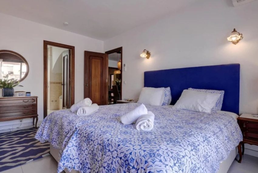 R5063374-Apartment-For-Sale-Estepona-Penthouse-5-Beds-260-Built-10