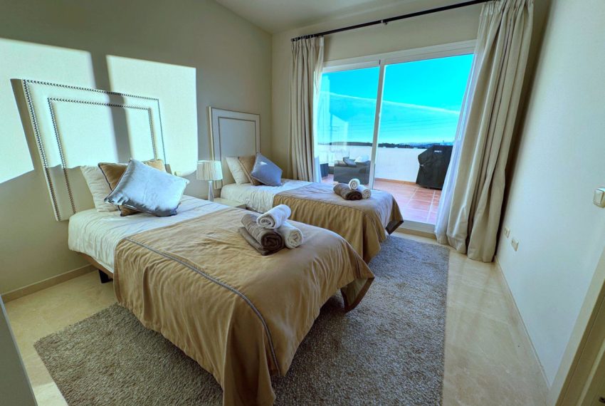 R5063668-Apartment-For-Sale-Estepona-Penthouse-2-Beds-101-Built-1