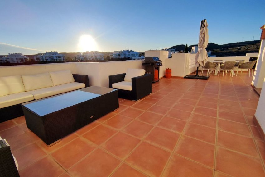 R5063668-Apartment-For-Sale-Estepona-Penthouse-2-Beds-101-Built-10