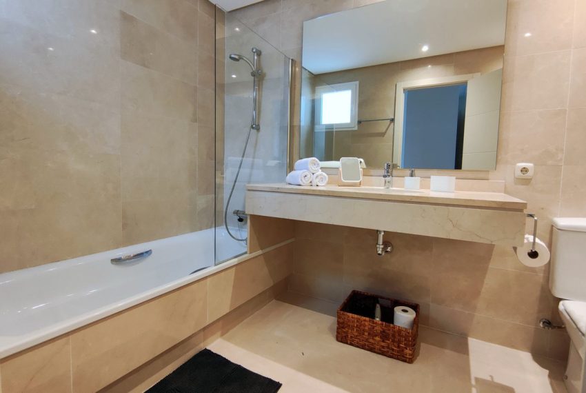 R5063668-Apartment-For-Sale-Estepona-Penthouse-2-Beds-101-Built-5
