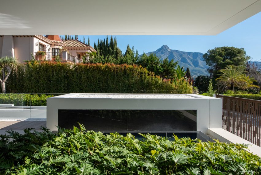 R5063695-Villa-For-Sale-Nueva-Andalucia-Semi-Detached-3-Beds-589-Built-5