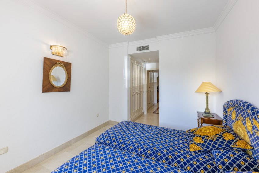 R5063749-Apartment-For-Sale-The-Golden-Mile-Middle-Floor-2-Beds-130-Built-16
