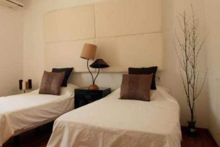 R5063872-Villa-For-Sale-Nueva-Andalucia-Detached-4-Beds-321-Built-10