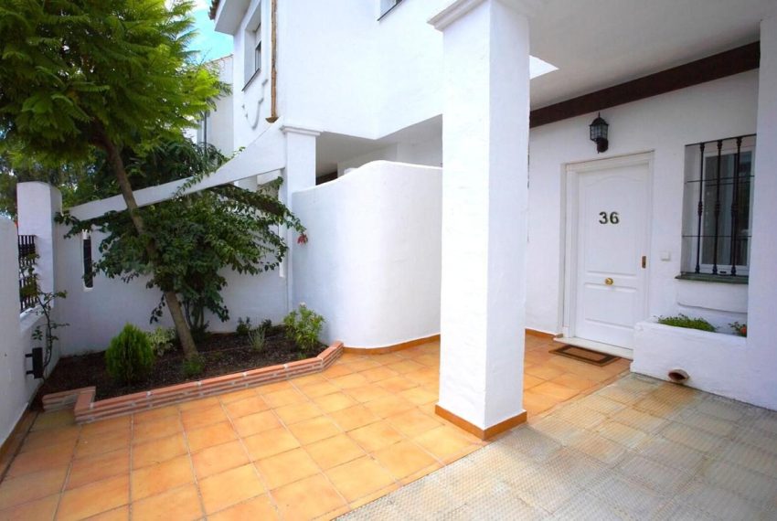 R5063956-Townhouse-For-Sale-Nueva-Andalucia-Terraced-3-Beds-151-Built-17