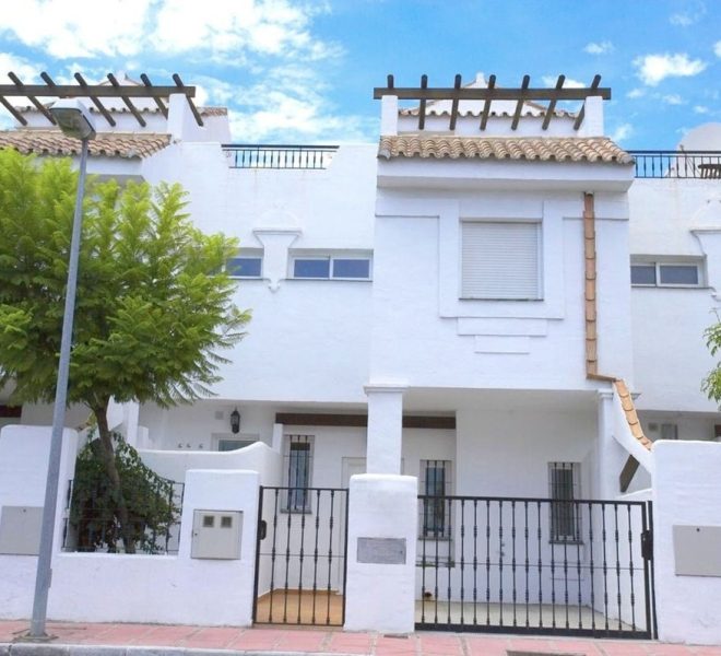 R5063956-Image 1-Terraced - 3 Beds - 151 Built