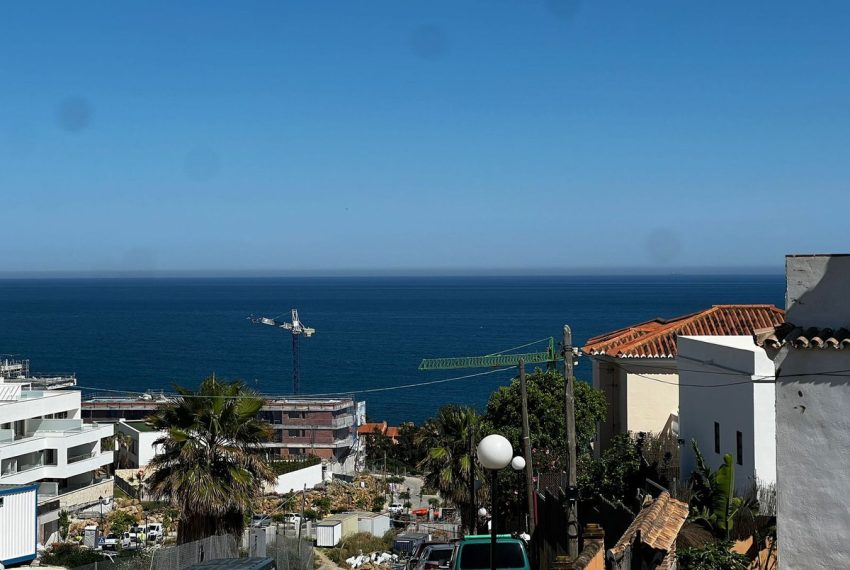 R5064085-Villa-For-Sale-Estepona-Detached-4-Beds-350-Built-1