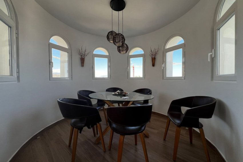 R5064085-Villa-For-Sale-Estepona-Detached-4-Beds-350-Built-13