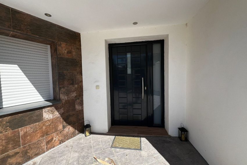 R5064085-Villa-For-Sale-Estepona-Detached-4-Beds-350-Built-4