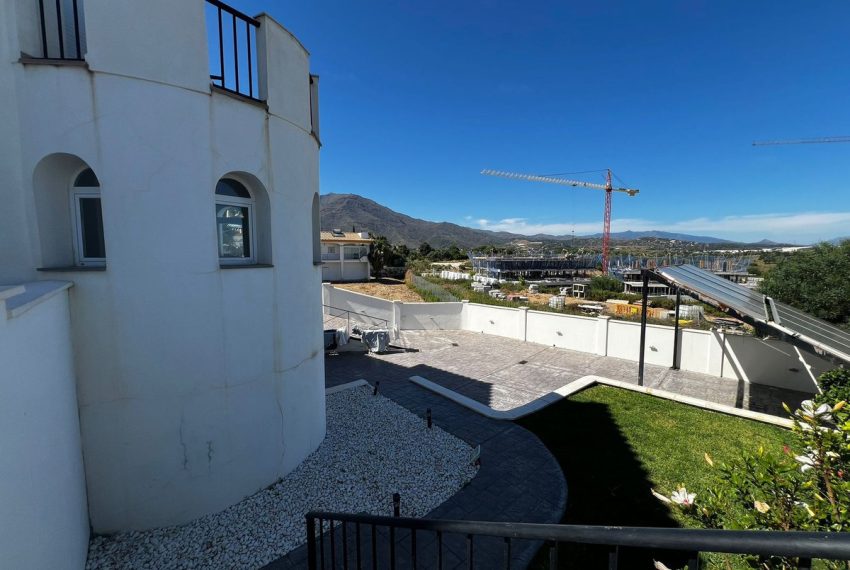 R5064085-Villa-For-Sale-Estepona-Detached-4-Beds-350-Built-7