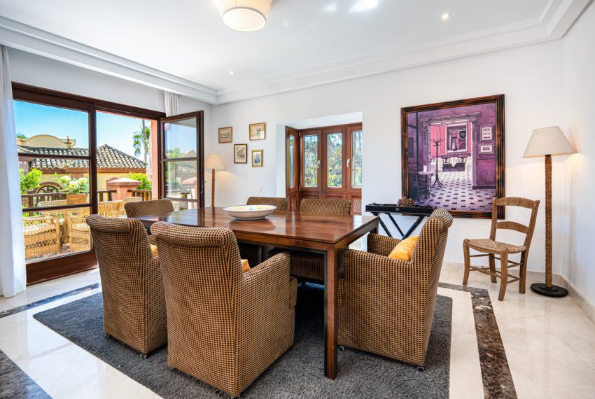 R5064244-Villa-For-Sale-The-Golden-Mile-Detached-6-Beds-666-Built-10
