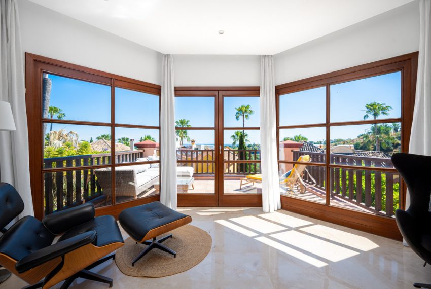 R5064244-Villa-For-Sale-The-Golden-Mile-Detached-6-Beds-666-Built-16