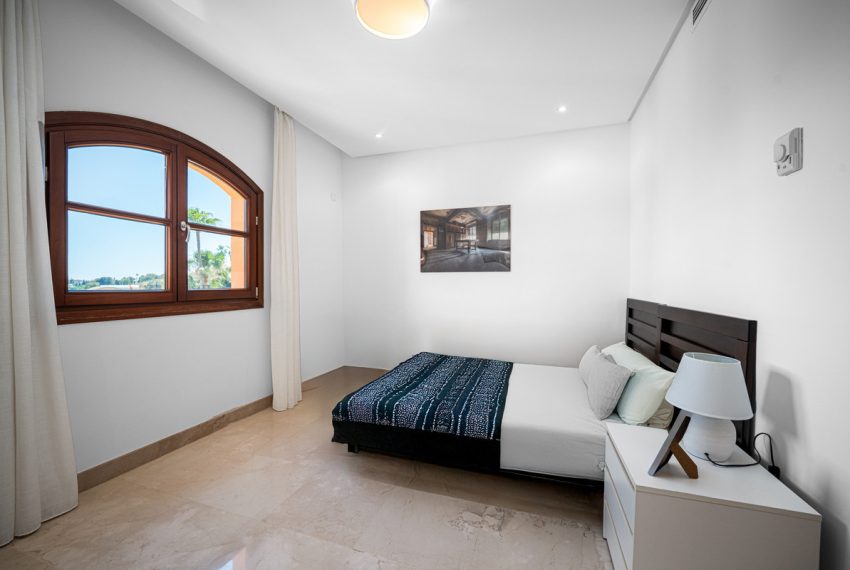 R5064244-Villa-For-Sale-The-Golden-Mile-Detached-6-Beds-666-Built-19