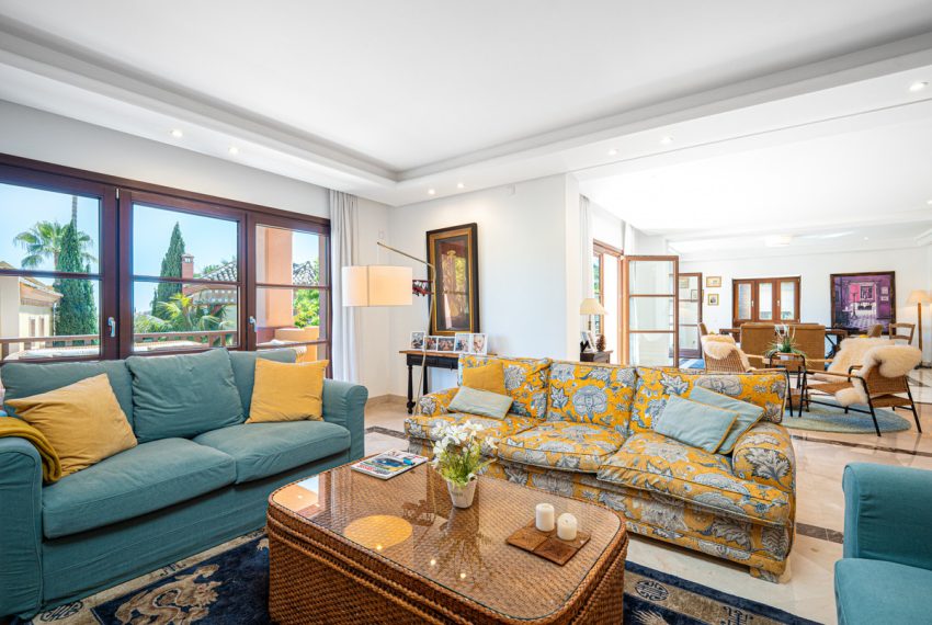 R5064244-Villa-For-Sale-The-Golden-Mile-Detached-6-Beds-666-Built-3
