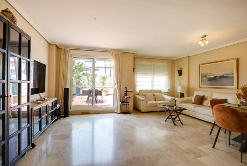 R5064532-Townhouse-For-Sale-Bel-Air-Terraced-5-Beds-201-Built-2