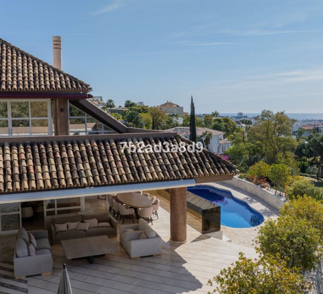 R5064577-Image 1-Detached - 5 Beds - 800 Built