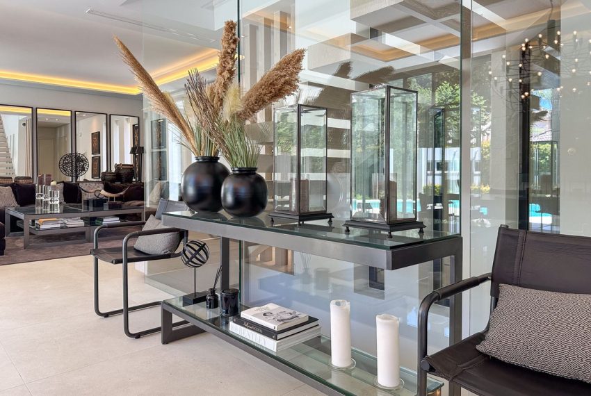 R5064691-Villa-For-Sale-The-Golden-Mile-Detached-5-Beds-360-Built-10