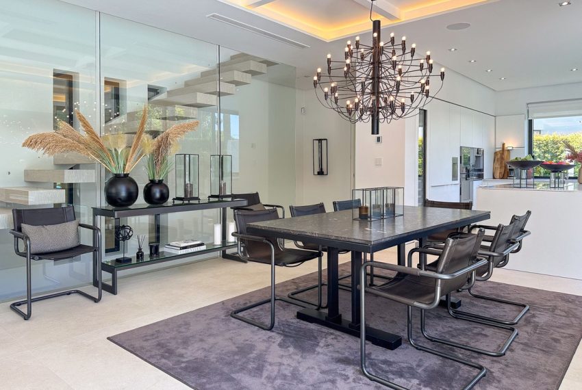 R5064691-Villa-For-Sale-The-Golden-Mile-Detached-5-Beds-360-Built-9