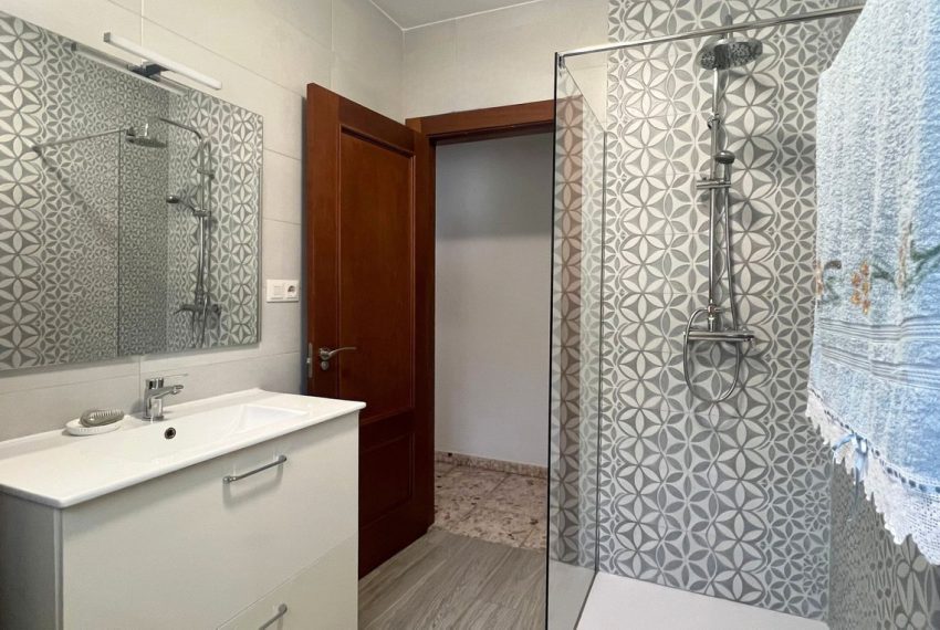 R5064853-Villa-For-Sale-Coin-Detached-3-Beds-130-Built-12