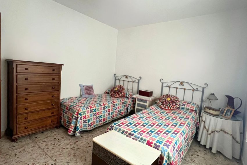 R5064853-Villa-For-Sale-Coin-Detached-3-Beds-130-Built-14
