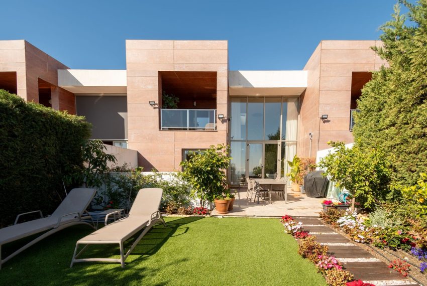 R5065054-Villa-For-Sale-Benahavis-Semi-Detached-4-Beds-198-Built