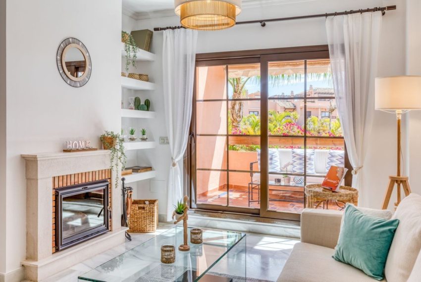 R5065081-Apartment-For-Sale-Hacienda-del-Sol-Middle-Floor-2-Beds-130-Built-11