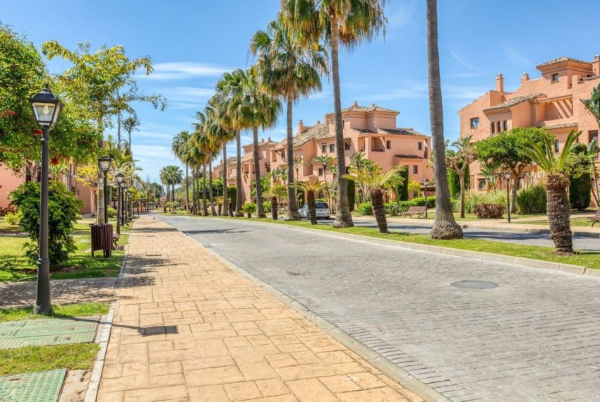 R5065081-Apartment-For-Sale-Hacienda-del-Sol-Middle-Floor-2-Beds-130-Built-4