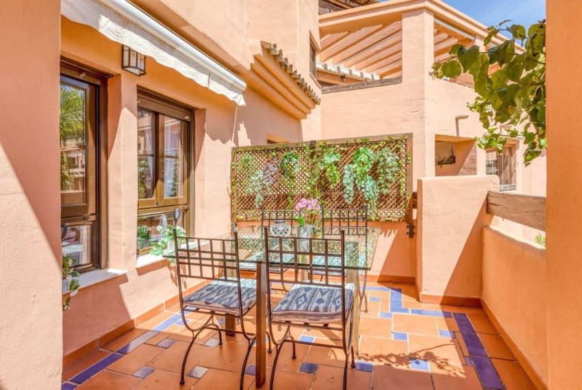 R5065081-Apartment-For-Sale-Hacienda-del-Sol-Middle-Floor-2-Beds-130-Built-5