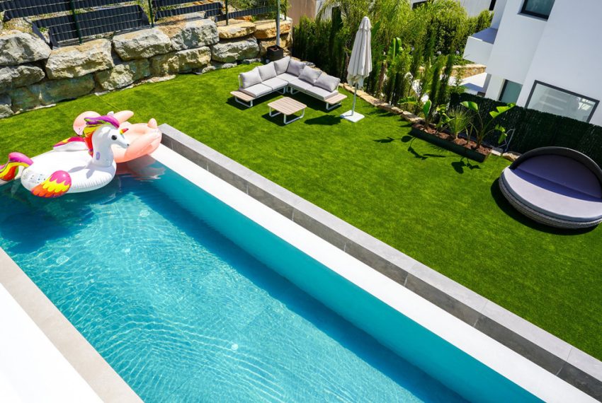 R5065273-Villa-For-Sale-Estepona-Detached-4-Beds-142-Built-10