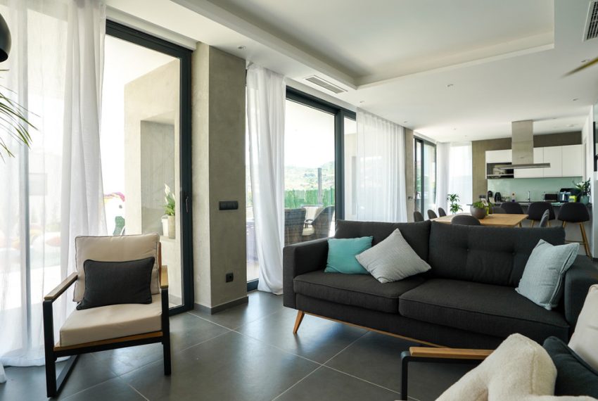 R5065273-Villa-For-Sale-Estepona-Detached-4-Beds-142-Built-13