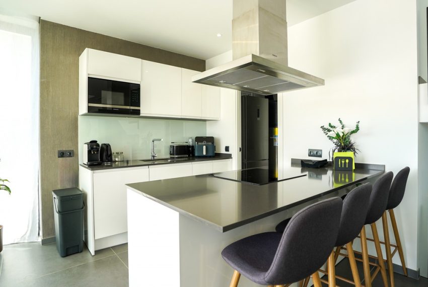 R5065273-Villa-For-Sale-Estepona-Detached-4-Beds-142-Built-4