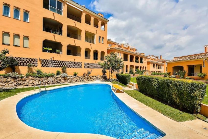 R5065414-Apartment-For-Sale-Nueva-Andalucia-Middle-Floor-2-Beds-113-Built-2