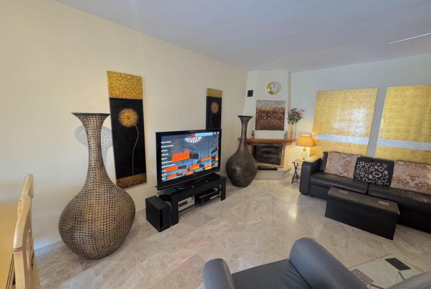 R5065414-Apartment-For-Sale-Nueva-Andalucia-Middle-Floor-2-Beds-113-Built-8
