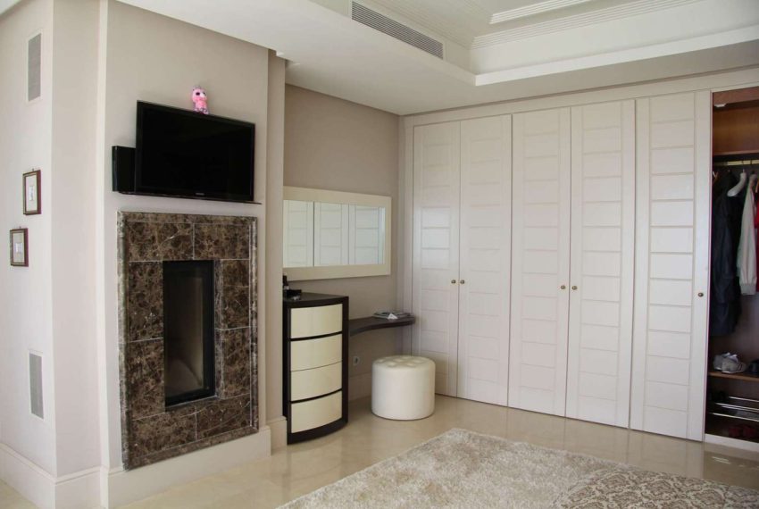 R5066941-Villa-For-Sale-Altos-de-los-Monteros-Detached-5-Beds-618-Built-10
