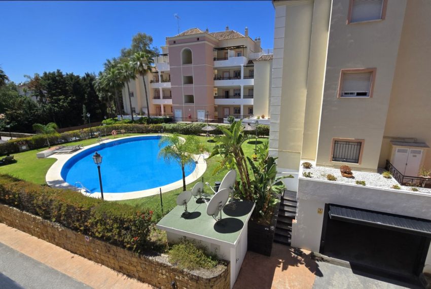 R5066989-Apartment-For-Sale-Aloha-Middle-Floor-3-Beds-139-Built-14