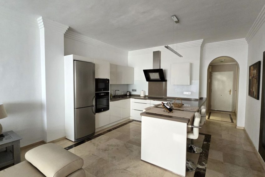R5066989-Apartment-For-Sale-Aloha-Middle-Floor-3-Beds-139-Built-3